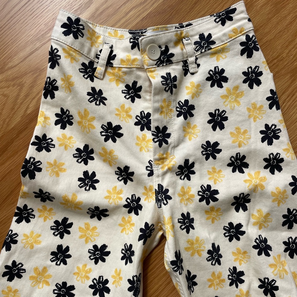 Floral Zara high rise marine jeans